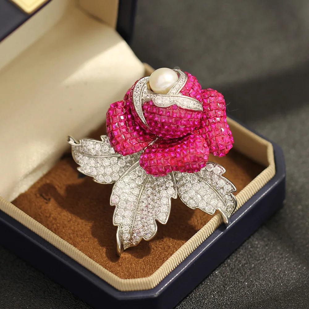 Heavy Industry Luxury Full Diamond Crystal Rose Brooches Fashion Flower Broche Coat Suit Exquisite Accessories Pins for Women