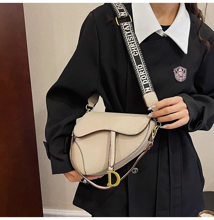 IMJK 24*20*6cm Hot Selling Light Luxury Underarm Saddle Bag, New Niche Design, Casual Shoulder Crossbody Bag Bags