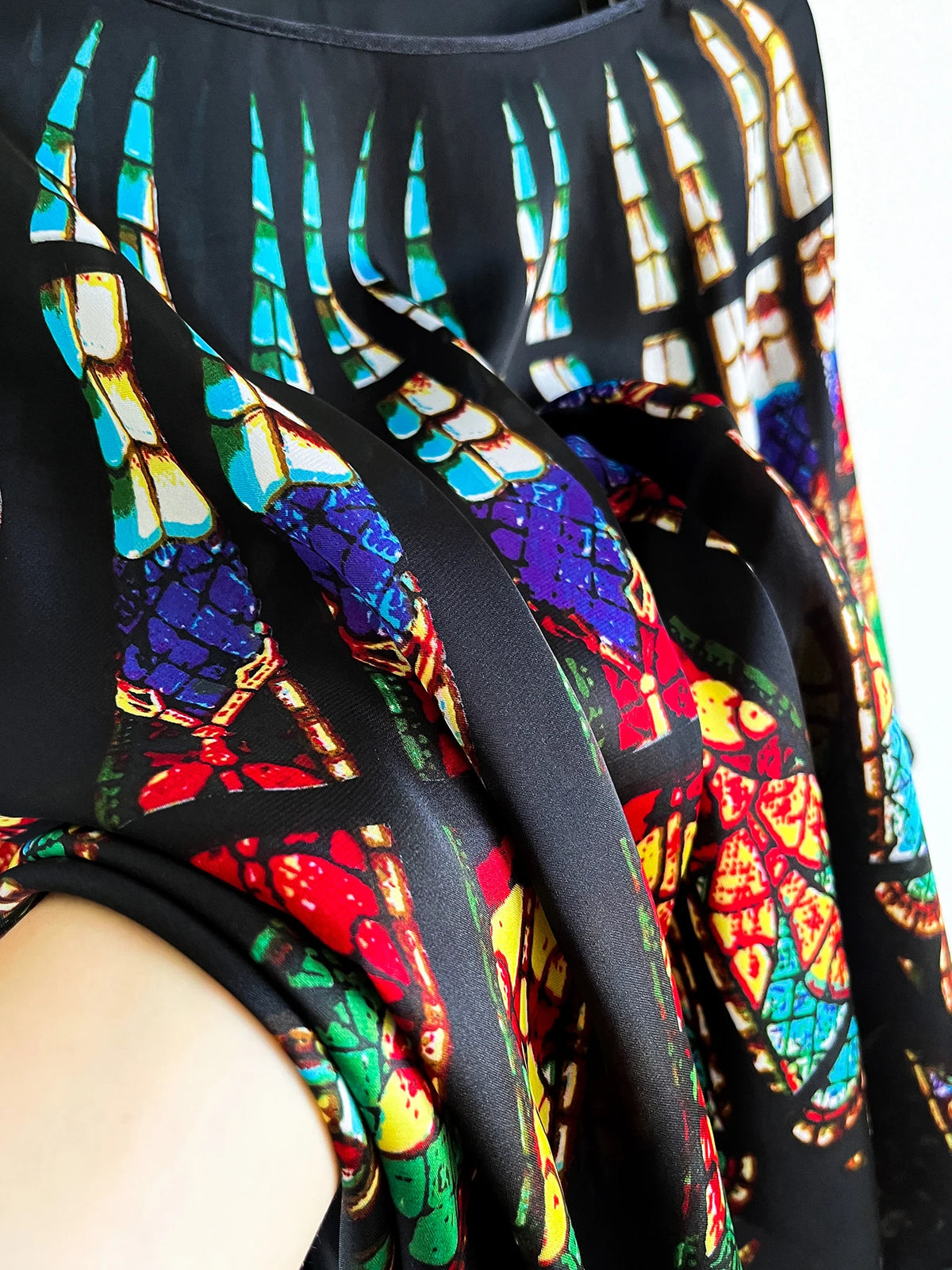 Women's Bohemia Print Chiffon Shawl Summer Beach Sexy Fashion Smock Bikini Cover up Loose Blouse Comfortable Sunscreen Poncho