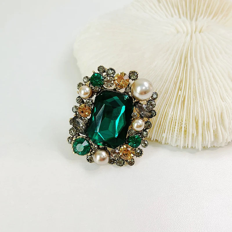 EASYA 2024 New Rhinestone Gemstone Shape Woman Clothes Brooch Classic Wedding Party Dress Crystal Accessories