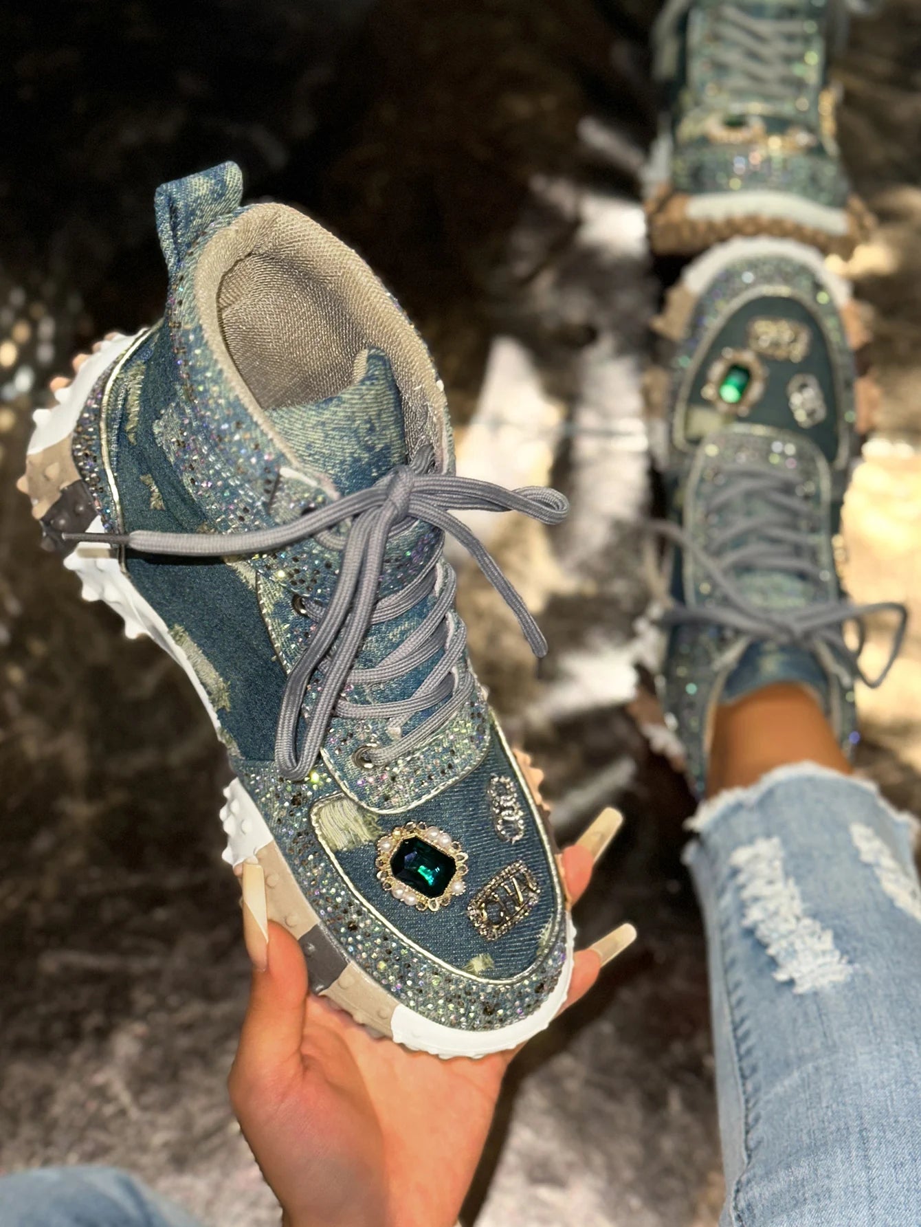 Women Rhinestone Casual Luxury Sneakers Diamond High-Top Designer Boots Thick Bottom Shoes Female Tennis Outdoors Walking Shoes