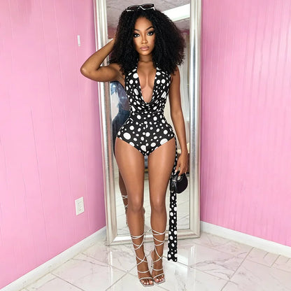 Slim fit sleeveless hanging neck backless top, tight shorts, polka dot print short set