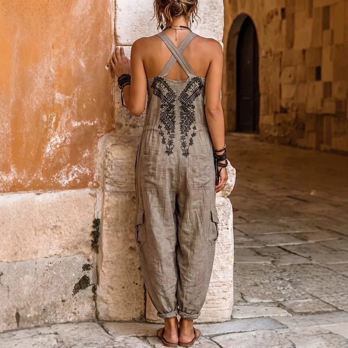 Women Boho Printed Halter Jumpsuit Sleeveless Drawstring Waist Multi Pocket Cargo Loose Summer Casual Outfits Women's Jumpsuit