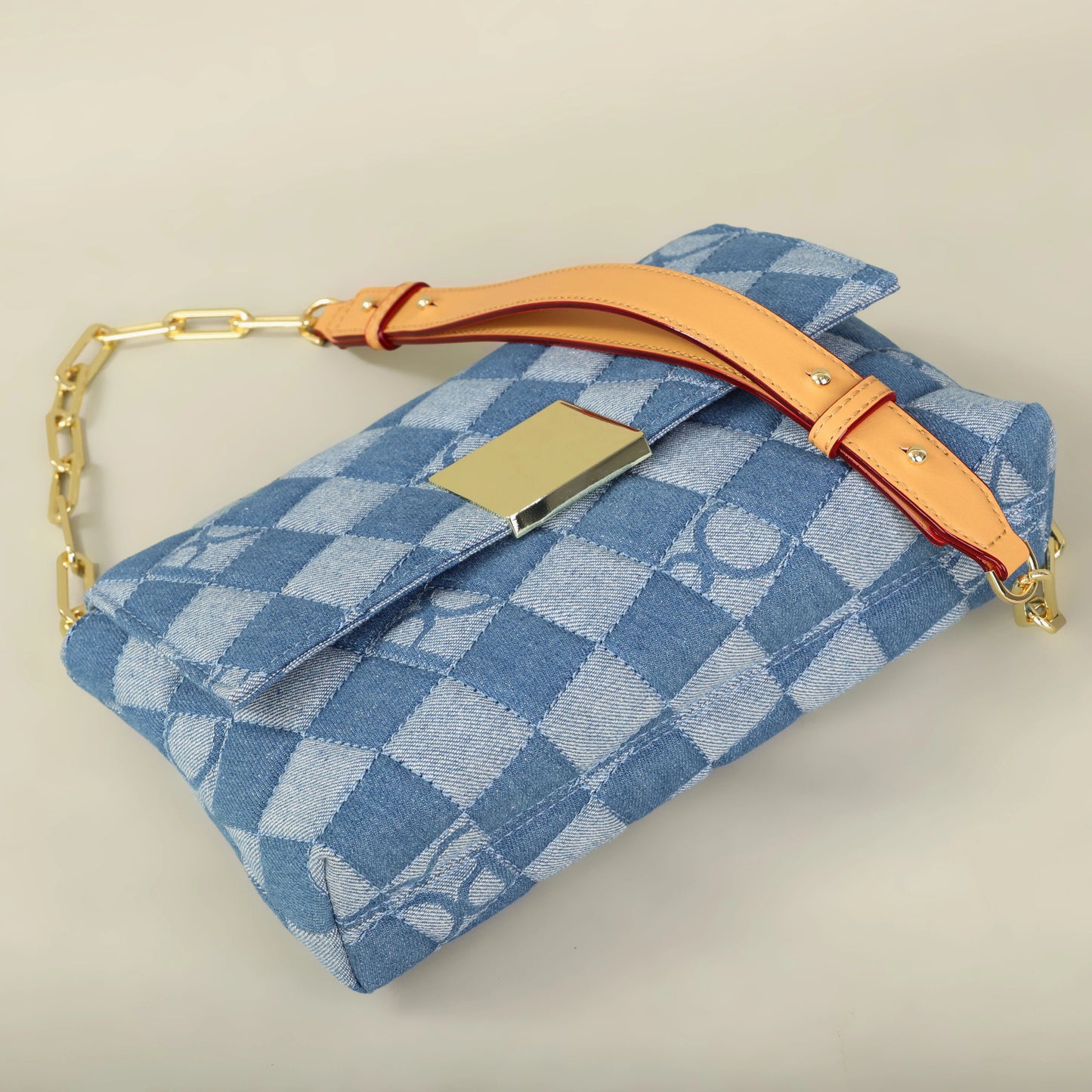 PATSY PG GARIS 2026 Luxury Brand Design Ladies Crossbody Bag New Exquisite High Quality Hot Selling Fashion Commuter Bag
