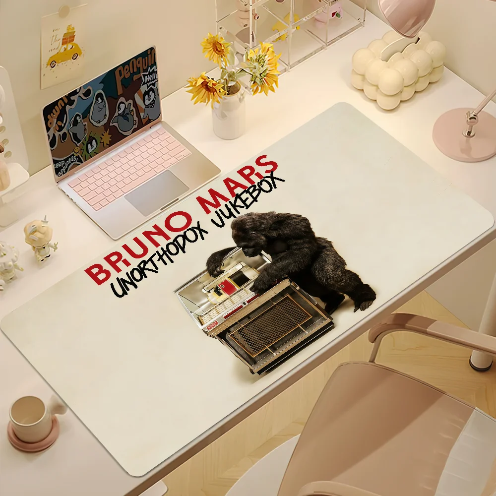 Singer B-Bruno Mars Mouse Pad Large Non-slip Lockedge Desktop Computer Desk Mat Keyboard Writing MousePad Office Gamer Student