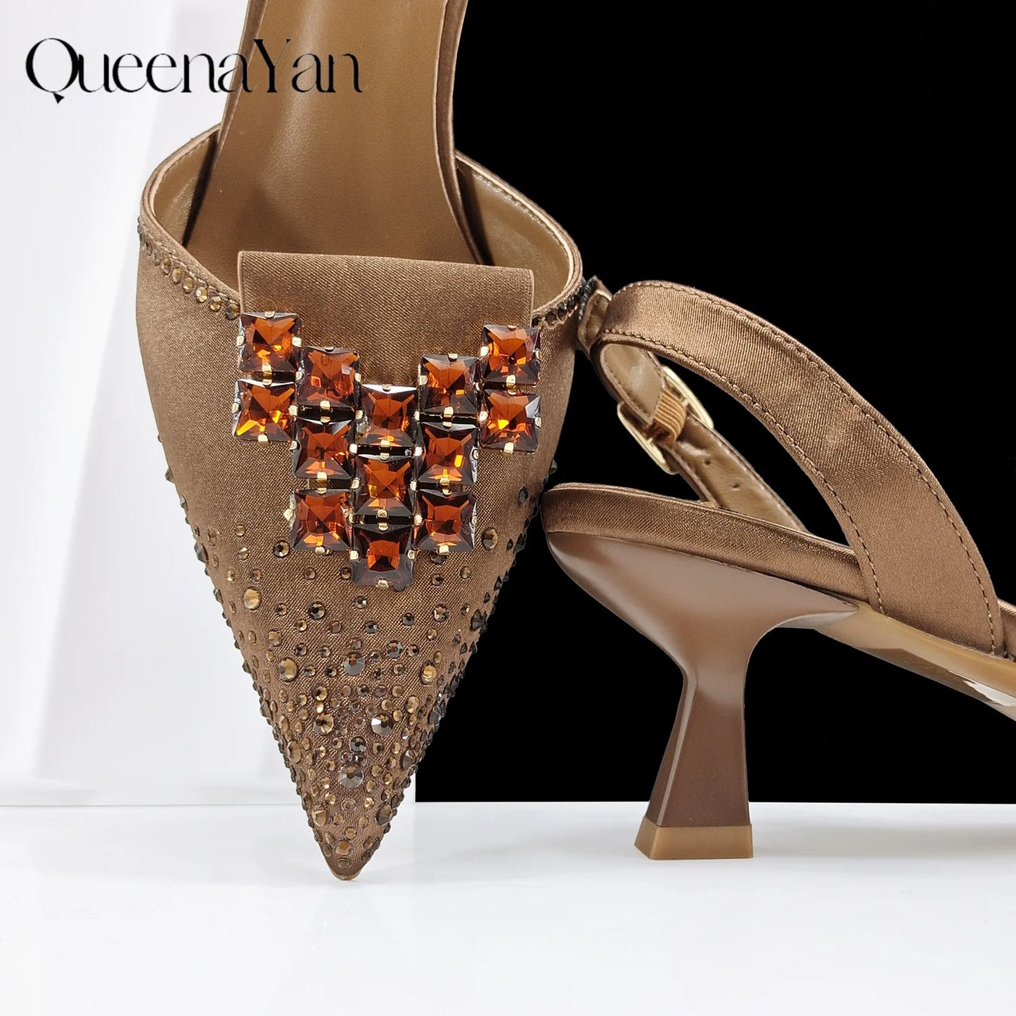 QueenaYan Elegant Navy Blue Handbag and Medium Heel Shoes Set with Beautiful Handmade Metal Decoration for Weddings and Parties