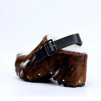 Italy Winter Shoes Women Designer Fur Sandals Calf Hair Platform Clogs Luxury with Wool Lined Slip On Mules with Leather Strap