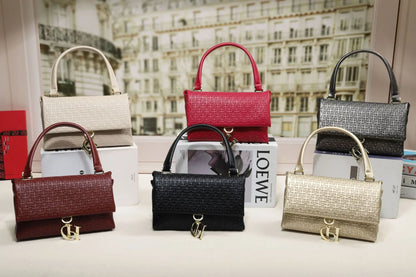 CHHC Luxury Small Batch 2026 Women Handbags Tote Shoulder Bag Versatile Fashion Crossbody Bag Retro Elegant Purse For Women