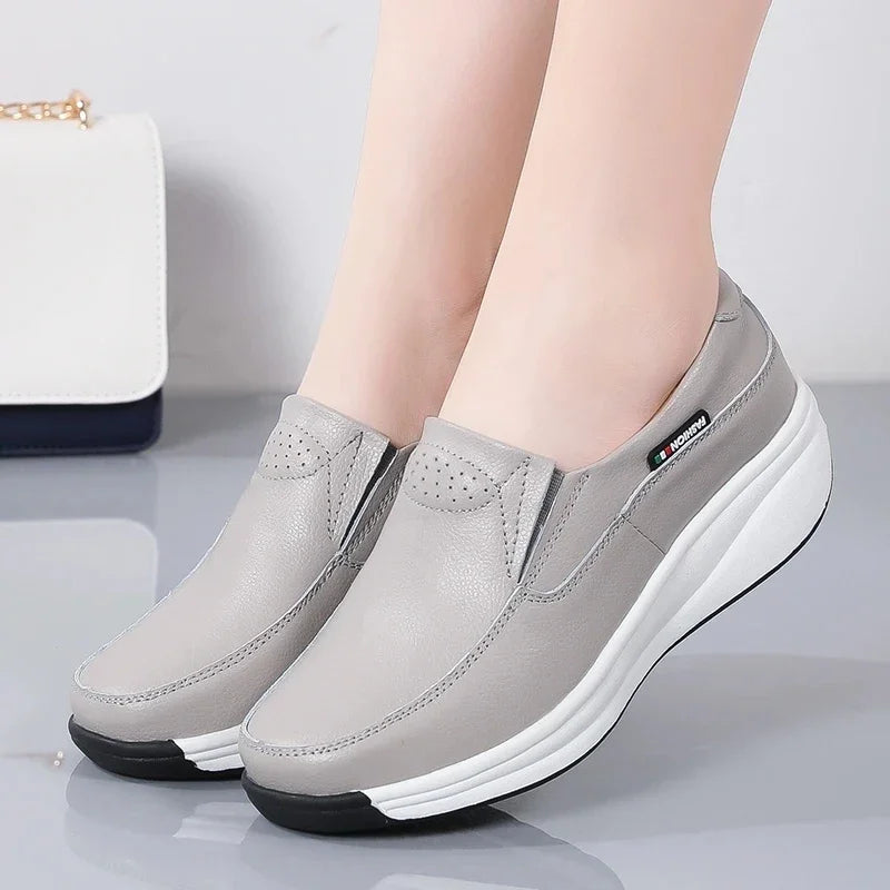 Women Flats Platform Loafers Ladies Elegant Genuine Leather Moccasins Shoes Woman Spring Round Toe Slip On Casual Women's Shoes