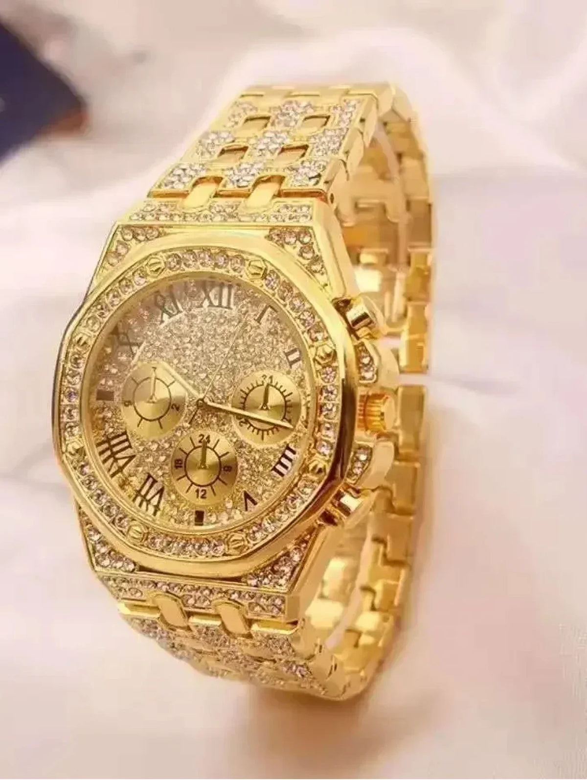 Fashion watch gift set, diamond studded hip-hop watch bracelet necklace set, quartz watch set