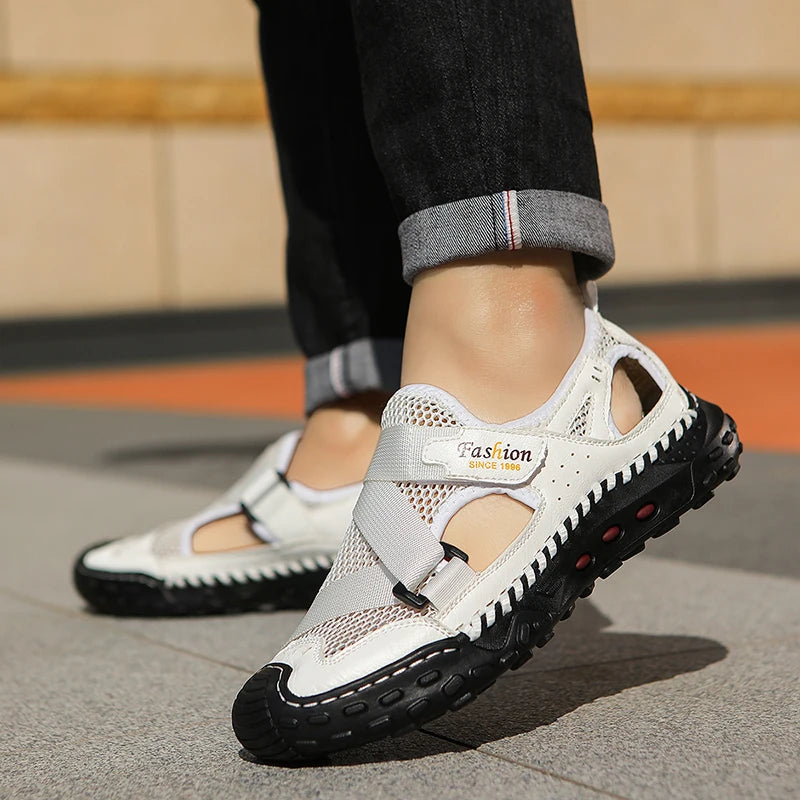 Men Sandals Comfortable Refreshing Mesh Hollow Beach Shoes Summer New Anti Slip Thick Bottom Bag Toe Casual Sandals for Teen