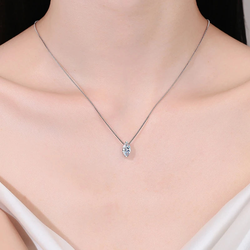 Tezzc 1ct Moissanite Necklaces for Women Marquise Shape Pendant s925 Silver with Gold Plated Party Necklace Chain Jewelry
