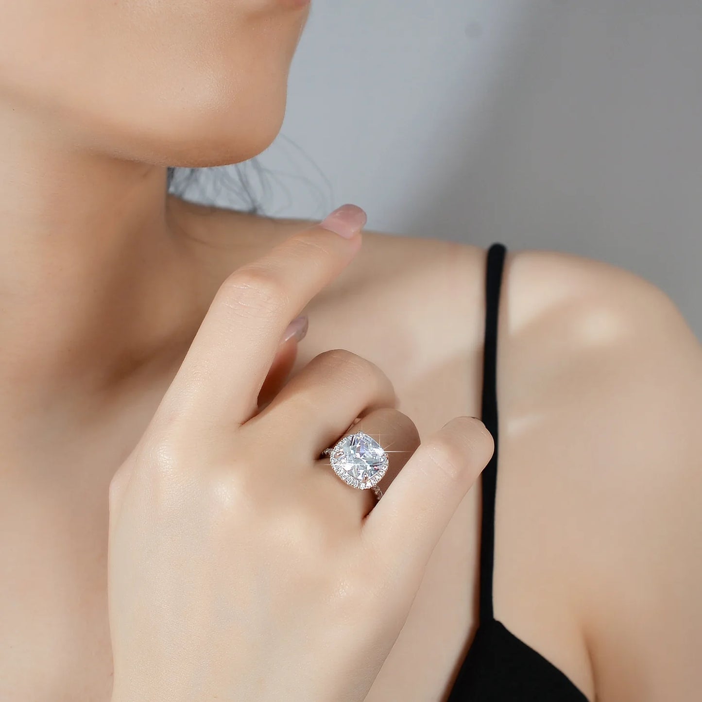 5CT Fancy-Cut Moissanite Ring Women PT950 Platinum - Sparkling 7CT fancy-cut, warm platinum, elegant for women