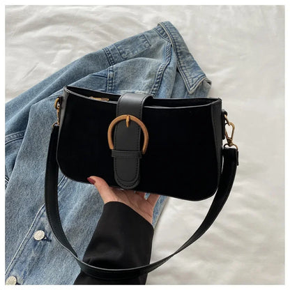 Woman Faux Suede Underarm Shoulder Bag Zipper Fastener Fashionable Cross Body Bags for Small Square Bag Suitable Daily Outfit