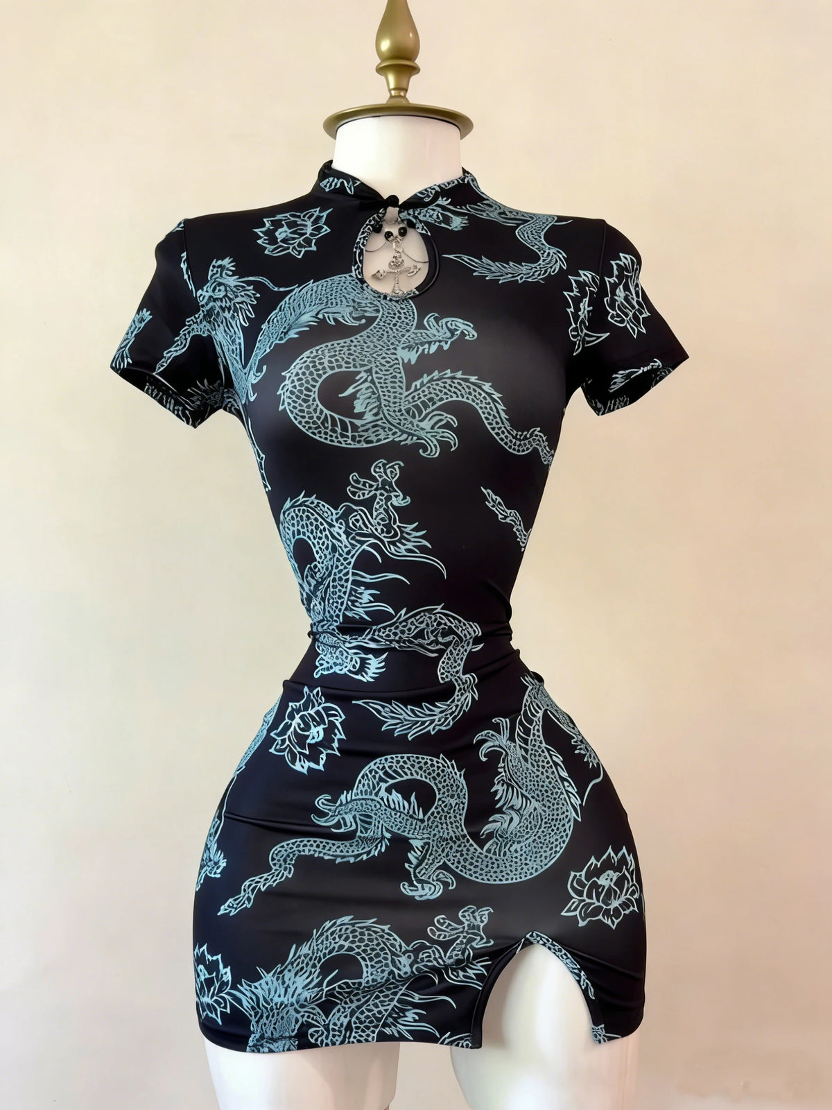 National Trend Style Dragon Pattern Improved Cheongsam, Short-Sleeved Stand-Up Collar with Buttoned Sexy Slit Short Skirt