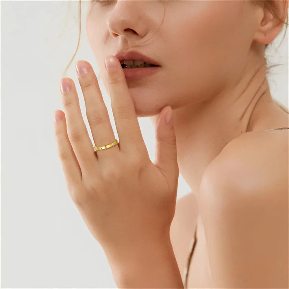 Women's Gold Ring 2mm Thin Silver Color Titanium Stainless Steel Crystal Wedding Rings for Woman Girl Elegant Jewelry Anello