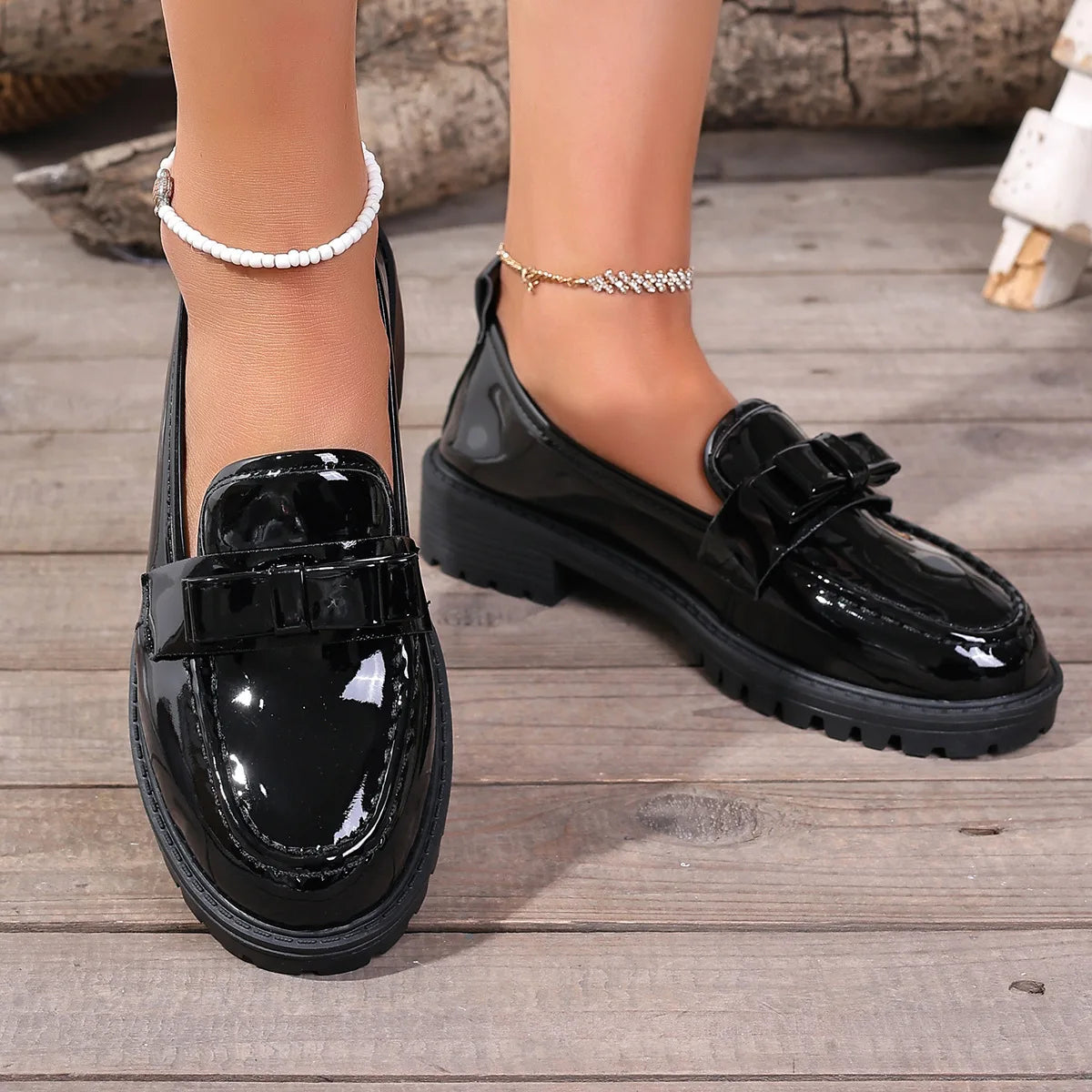 European and American Luxury Womens Leather Shoes Autumn New Outdoor Leisure Loafers Fashion Lacquer Leather Women's Shoes
