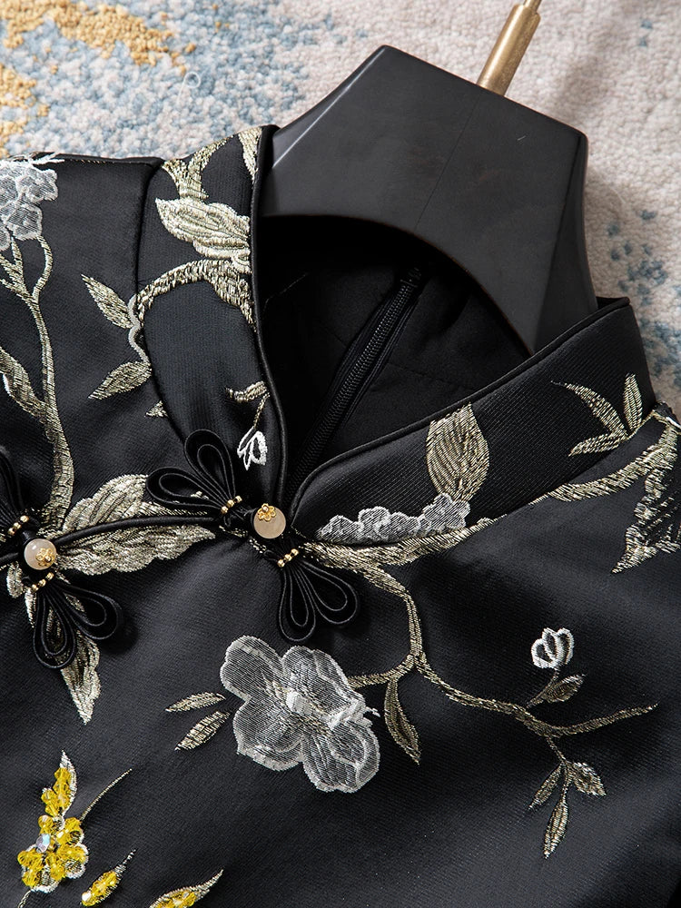 Elegant Black Stand Collar Frog Button Qipao Bird Beaded Jacquard Sleeveless Tank Dress for Women Autumn Party Vintage Chic Gown