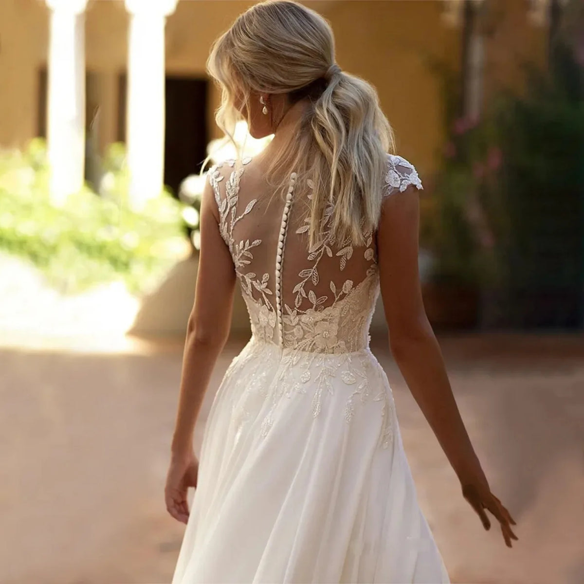 Elegant Chiffon Wedding Dresses for Bride Sheer Neck Illusion Bridal Party Gown with Slit Lace Applique Vestidos De Novia