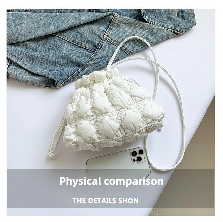 Women Drawstring Shoulder Bags Detachable Strap Quilted Crossbody Bag Solid Color Soft Padding Handbag for Outdoor Travel