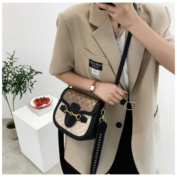 Women Retro Print Saddle Crossbody Bag Luxury Horse Bit Buckle Small Shoulder Bag Fashion PU Leather Ladies Daily Handbag
