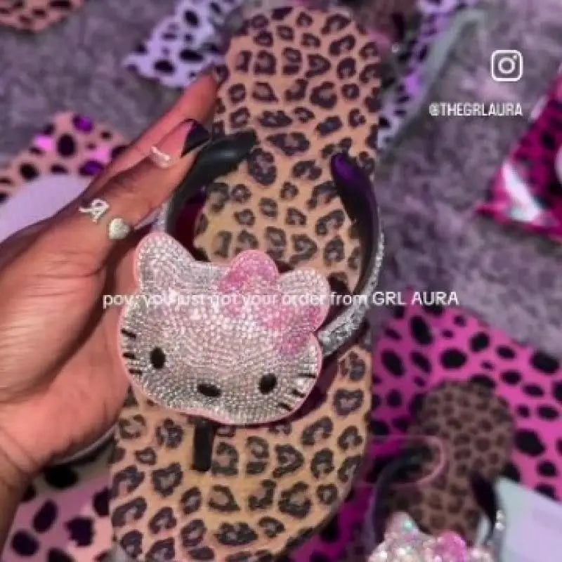 Hello Kitty Rhinestone Flip Flops Leopard Print Y2K Women Bling Non-Slip Summer Beach Casual Thong Sandals Indoor Outdoor