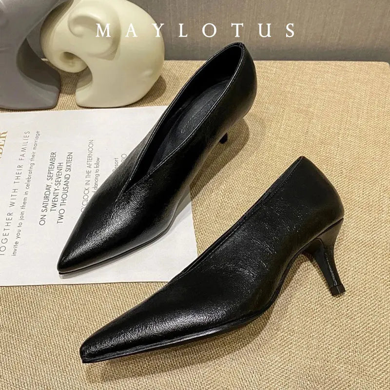Sandals Luxury Brand Sexy Dress Shoes Elegant Chunky 5.5cm Heeeled Pumps Sexy Pointed Toe Evening Shoes Women Shoes V Cut Shoes