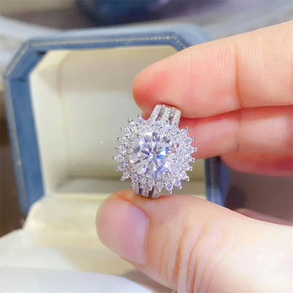 Luxury 18K Solid Platinum PT950 certifid 2 carat D color moissanite ring wholesale eight heart eight cut diamond ring for women