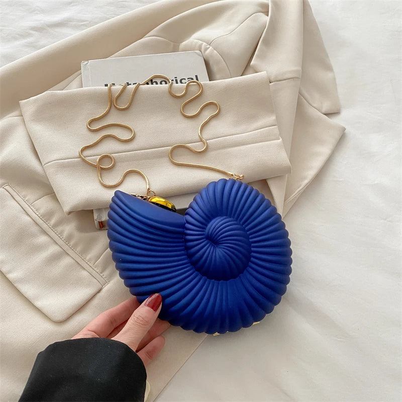 Fashion Lipstick Bag Ladies Gold Conch Dinner Bag High Quality Acrylic Super Mini Crossbody Bag Women Cute Fun Creative Handbag