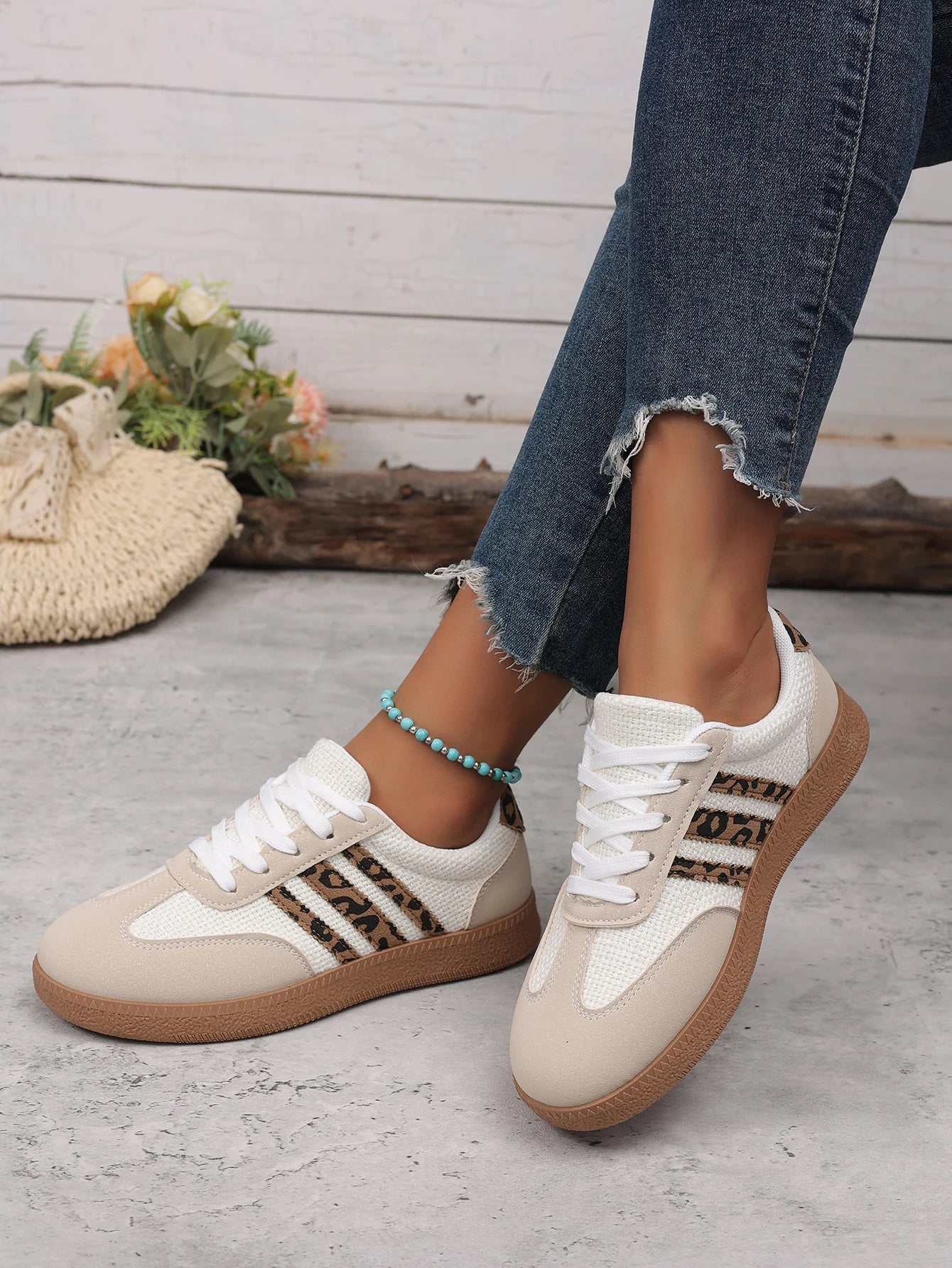 Women Sneakers Brand Classical Outdoor Sneakers Women 2025 New Luxury Designer Sneakers Comfortable Shoes Women Zapatos De Mujer
