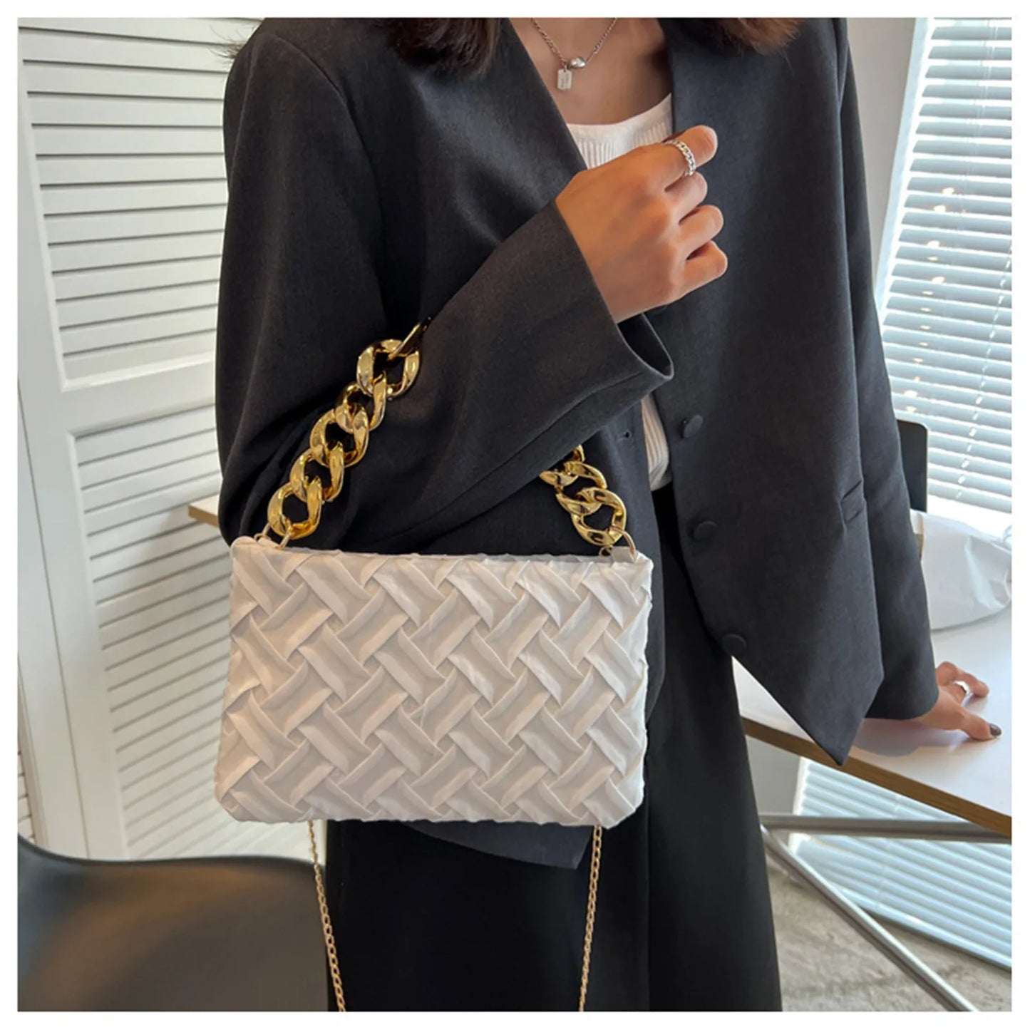 Chain Female Bag Braided Design Pleated Retro Shoulder Crossbody Bags for Women New Trend Handbag Evening Clutch Bag