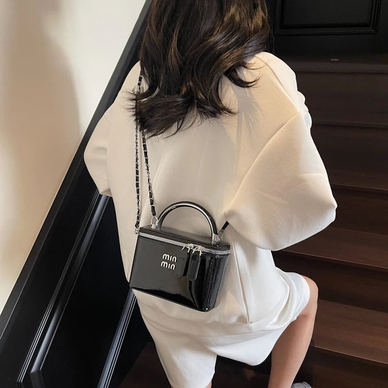 Women Square Handbags 2025 Spring Fashion Chains Crossbody Bags Soft PU Shoulder Bag Ladies Elegant Chic Mini Mobile Phone Bags
