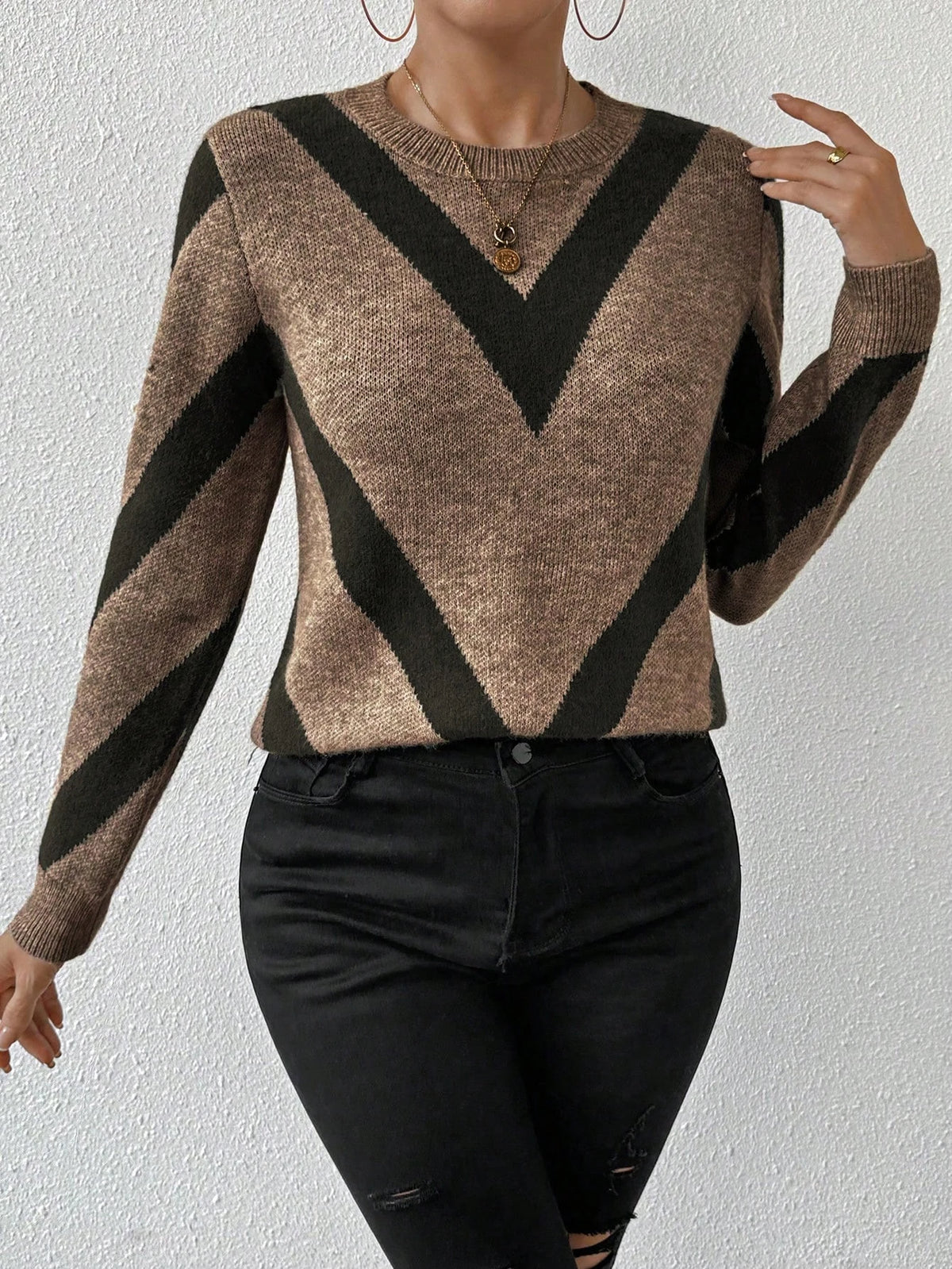 New Autumn and Winter Geometric Pattern Round Neck Long-Sleeved Knitted Sweater