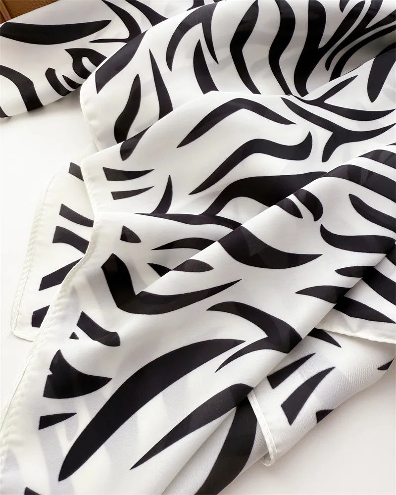 70*70cm Zebra Stripes Print Head Scarf for Women Silk Square Scarves Foulard Bandana Fashion Decorate Hijab Female Neckerchief