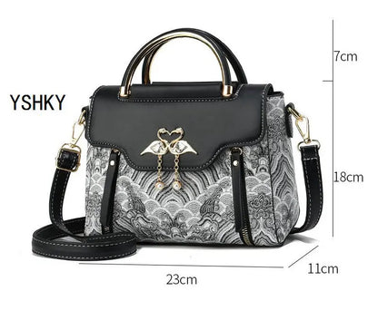 New Women bag  for shoulder bag leather handbag sac a main femme luxury designer Carrying a ox-skin bag under one shoulder bag