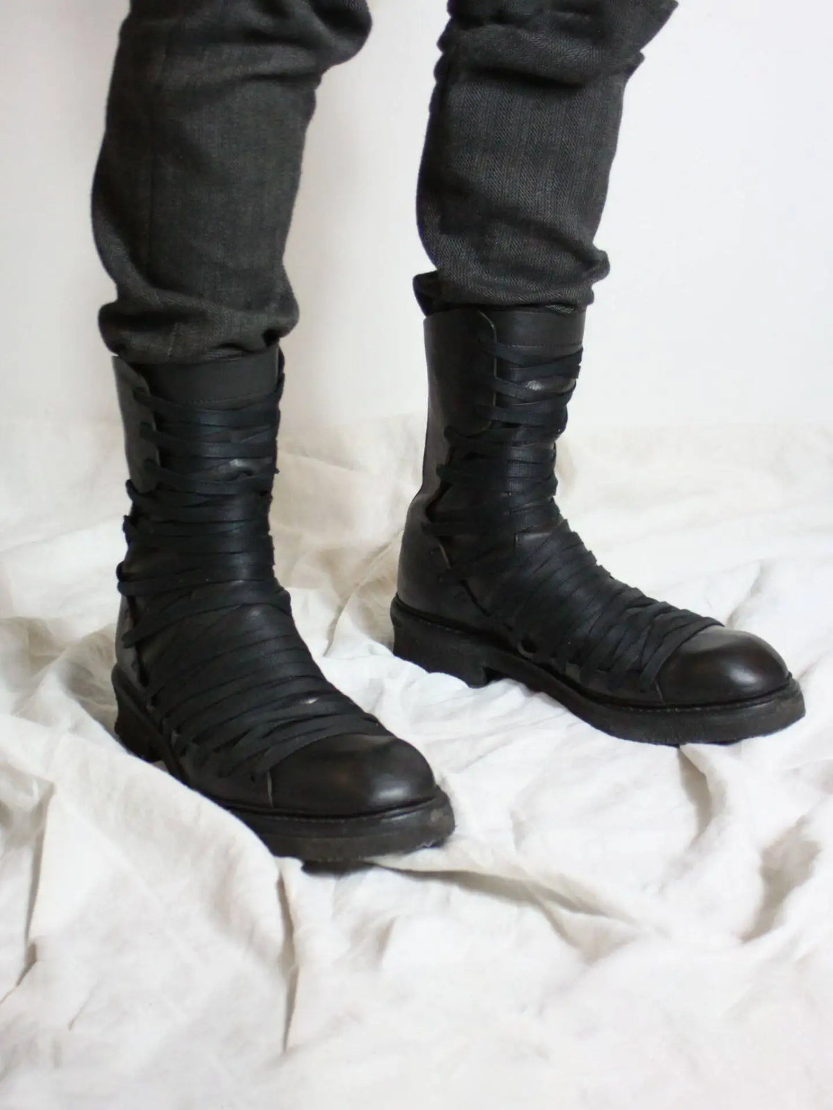 Side Cross Tied Black Walking Boots Fashion Men's Mid-calf Knight Boots Flat Round Toe Solid Back Zipper Western Chelsae Boots