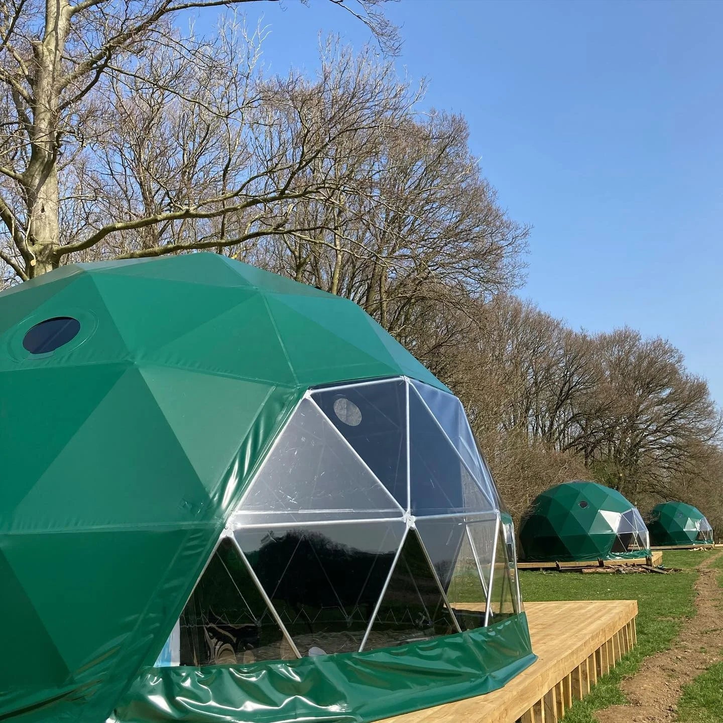 Luxury PVC Geodesic Dome Tent for Outdoor Glamping for Families on Vacation Events Camping in Iceberg Surroundings