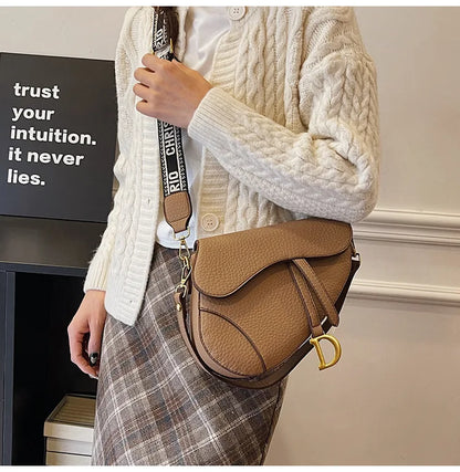 IMJK 24*20*6cm Hot Selling Light Luxury Underarm Saddle Bag, New Niche Design, Casual Shoulder Crossbody Bag Bags