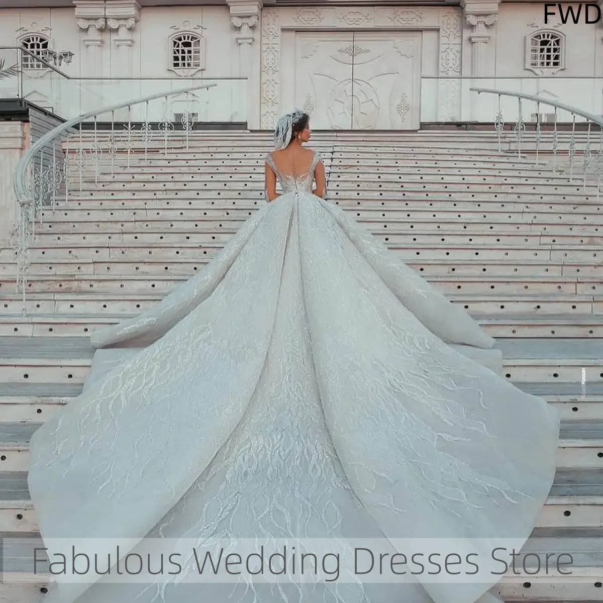 Customized Elegant Wedding Dresses Ball Gown Long Sleeve Appliques Lace Princess Bride Robe De Mariée