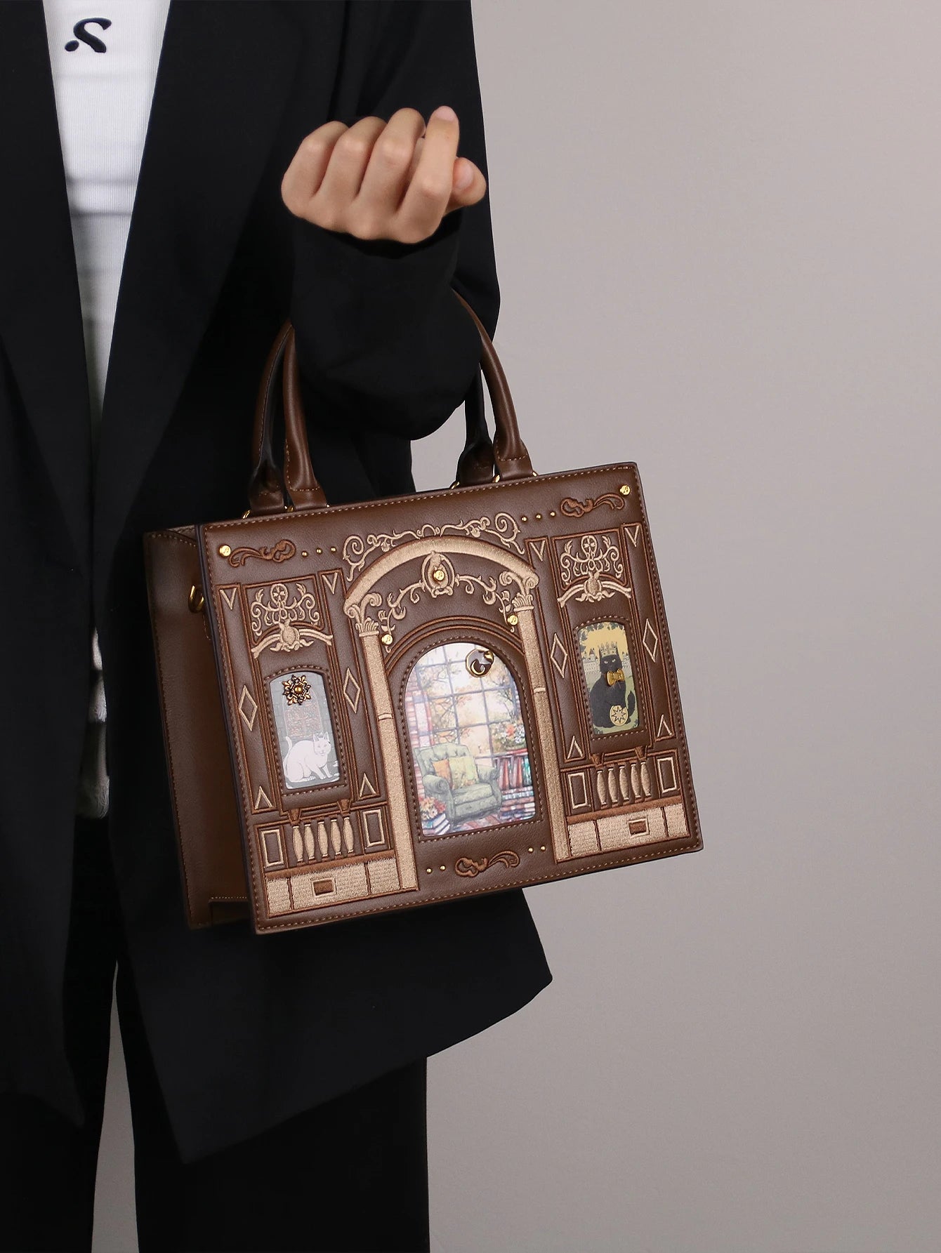 2026 Light Luxury Niche Design Fashion New Cat Bag Light Luxury Heavy Industry Craft Embroidery Thread Small Square B