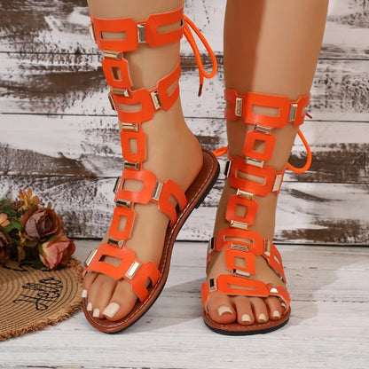 2026 Summer Luxury Round Toe PU Women's Sandals Fashionable Flat Casual Beach Shoes Stylish Metallic Decoration Women's Sandals