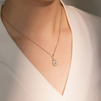 Celestinova 3ct 8x10mm D VVS1 Certified Oval Cut Moissanite Mermaid Tears Pendant Necklace for Women Bridal Wedding Jewelry Gift