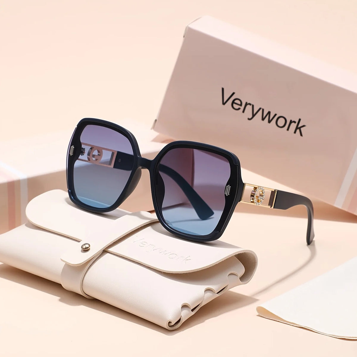 1PC Women's Classic Retro Square Fashion UV-Blocking Sunglasses High-End Eyewear Perfect Gift Choice