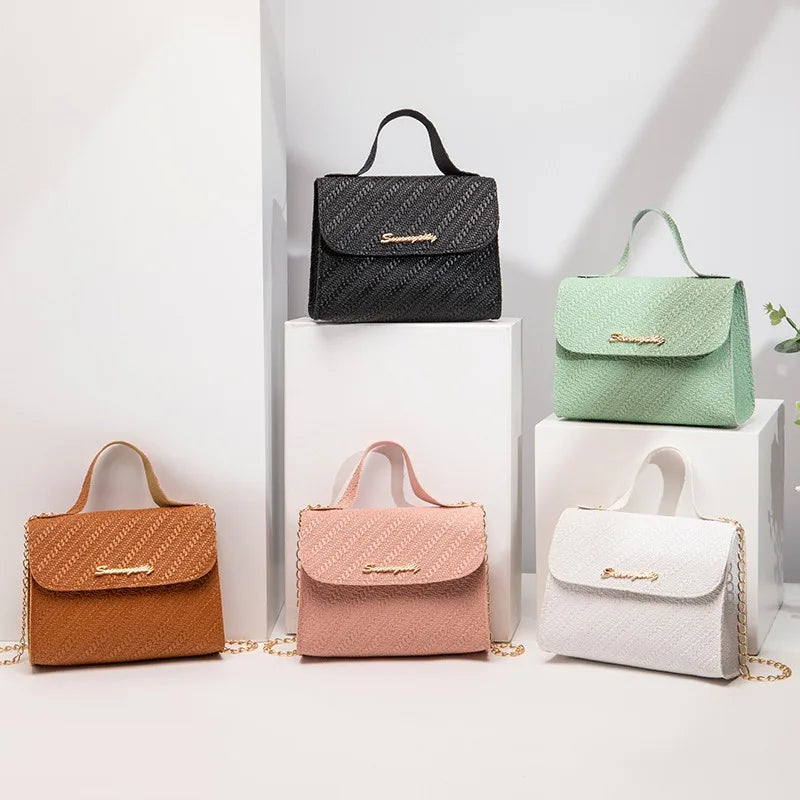Leisure small square bag autumn and winter new women's bag wholesale simple handbag embossed chain bag cross-border bags