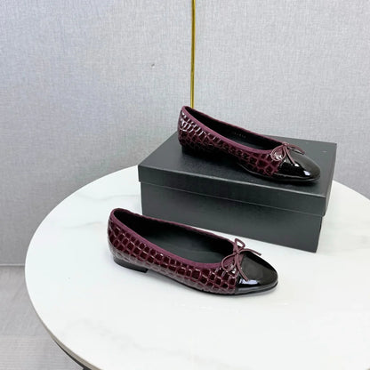 Luxury Brand Women's Slip-on Bow-accented  Low-heel Shoes Mary Janes Embossed Upper Patent Leather Versatile Casual Shoes