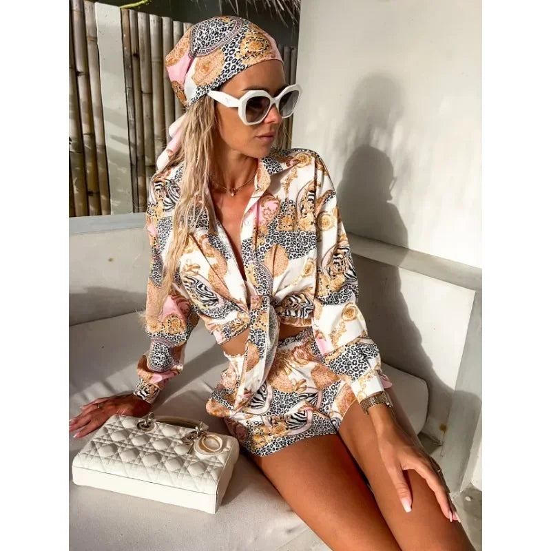 Summer Women's Fashion Printed Shorts Set with Polo Collar Long Sleeve Fashion Set Holiday Beach Women's Shorts Set