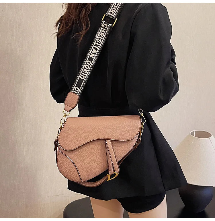 IMJK 24*20*6cm Hot Selling Light Luxury Underarm Saddle Bag, New Niche Design, Casual Shoulder Crossbody Bag Bags
