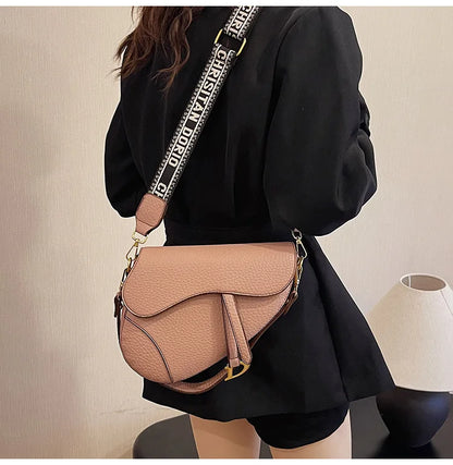 IMJK 24*20*6cm Hot Selling Light Luxury Underarm Saddle Bag, New Niche Design, Casual Shoulder Crossbody Bag Bags