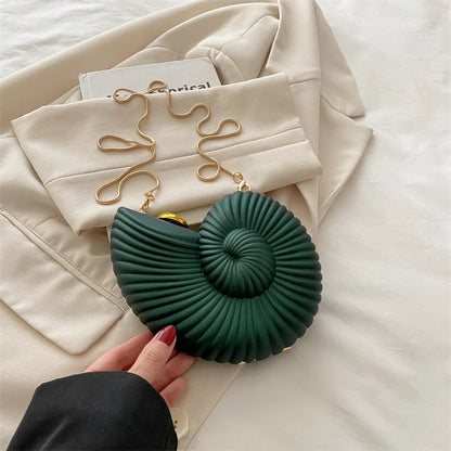 Fashion Lipstick Bag Ladies Gold Conch Dinner Bag High Quality Acrylic Super Mini Crossbody Bag Women Cute Fun Creative Handbag