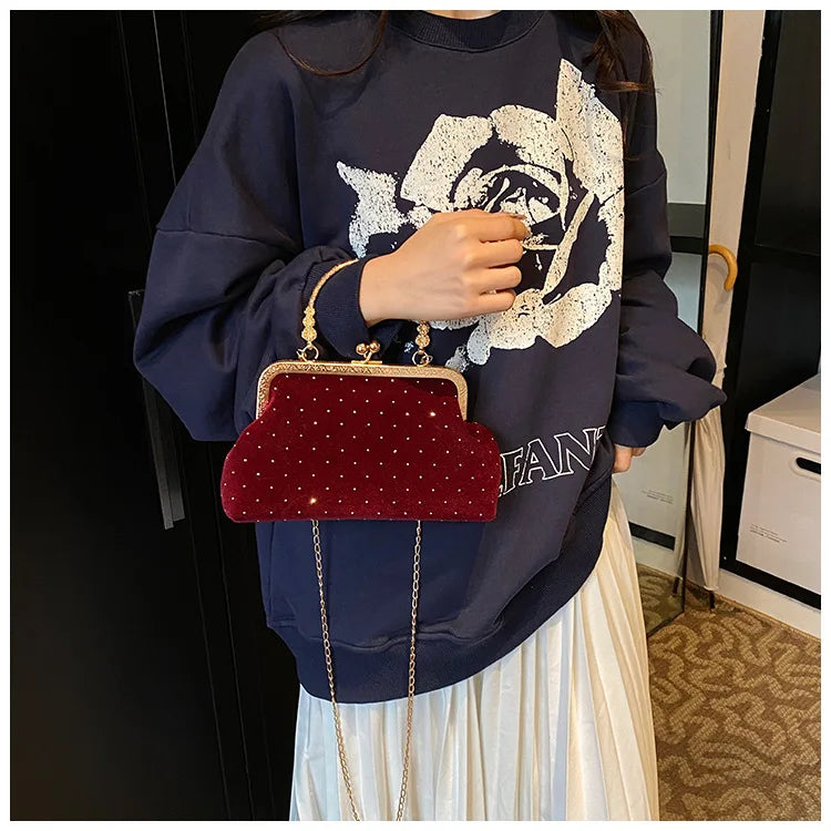 Luxury Design Women's Evening Clutch Purse Dinner Party Ladies Small Clip Shoulder Bag Handbags Retro Female Chain Crossbody Bag
